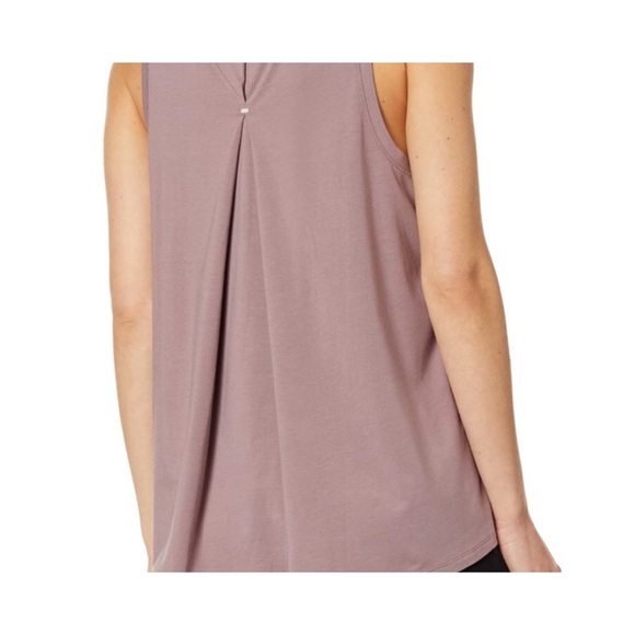 LL Bean Tank Large - Picture 3 of 8